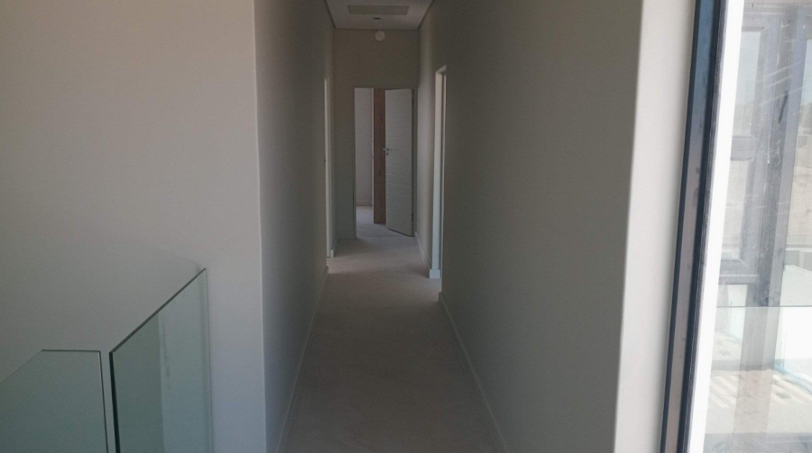 4 Bedroom Property for Sale in Sandown Western Cape